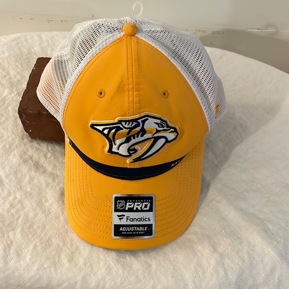 NWT Fanatics Authentic Pro Nashville Predators NHL Hat